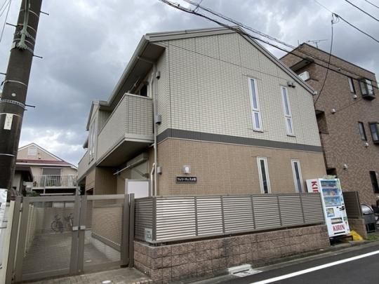 �t�F���[�`�F�v�����̊O�ω摜