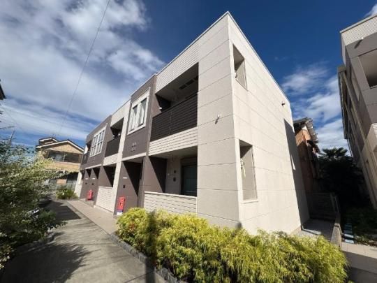 �A�C���X�K�[�f���T�̊O�ω摜