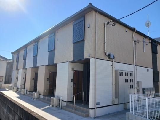 �t�H���^�[�i�E�s�G�f�B�̊O�ω摜