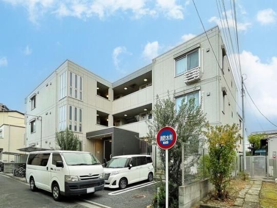 ���E�u�������Ԃ̊O�ω摜