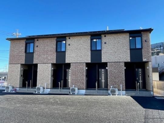 �t�H���^�[�i�E�K���{�T�̊O�ω摜