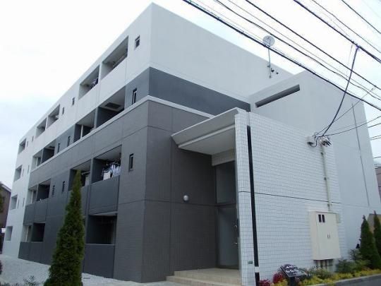 �n�[�i�X�E�v���C�X�̊O�ω摜