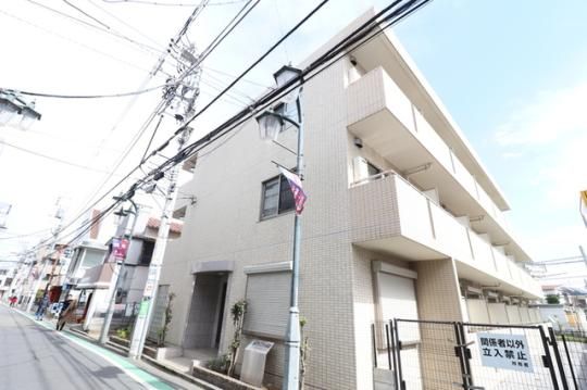 ���s�i�X�R�[�g�č�̊O�ω摜