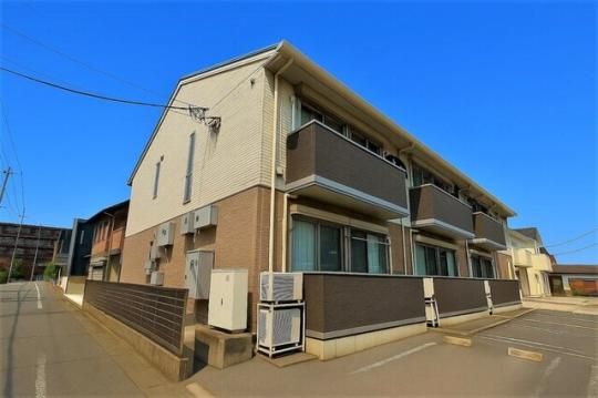 �A�v���[�Y�R�[�g�̊O�ω摜