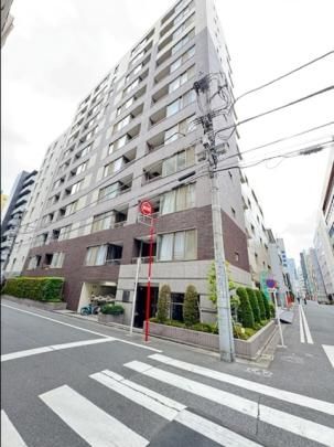 �J�X�^���A�l�`���U�̊O�ω摜