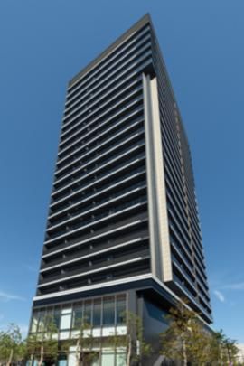 �U�E�p�[�N�n�E�X�ˉz�����^���[�̊O�ω摜