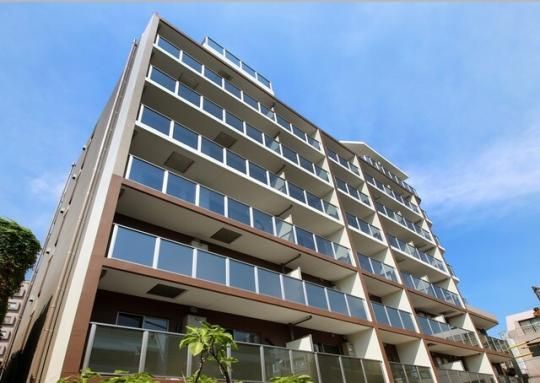 ���e�B�G������V��̊O�ω摜