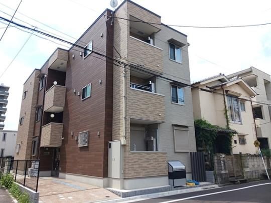 �q�J���T����̊O�ω摜