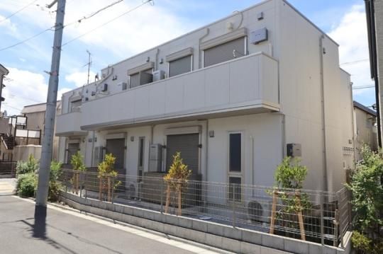 �Z���X�e�B�A�����䒆���̊O�ω摜