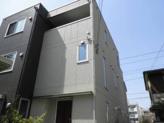 �W�[���H�EKS�̊O�ω摜