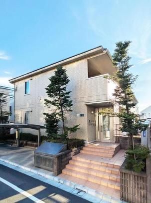 �v�����h�[���T�̊O�ω摜