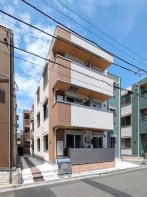 �Z���X�e�B�A���]�V�̊O�ω摜