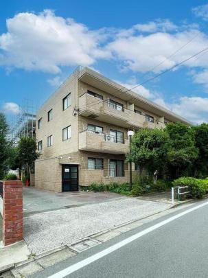 �����[���Ԓ˂̊O�ω摜