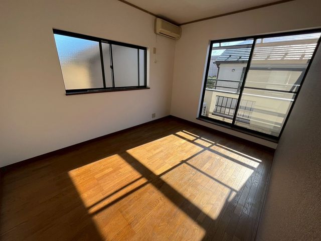 ̑ 2ʍ̌̂Ȃ̂ŁAž荞߂Ė邢ł2ʂ̂ŊJĕʂǍDł|J|ĴľC̗ǂԂłiBeF2025.11.28j