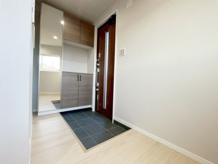 ���� ���ւɂ̓V���[�Y�{�b�N�X������̂Ō��ւ͂��������Y��ɕۂĂ܂��I�ғ��I�ɂȂ��Ă���̂ŁA���Ƒ��̃��C�t�X�^�C���ɍ��킹�ĕω��\�􂽂�������[���Ă�������o�������ł��i�B�e���F2025.12.15�j