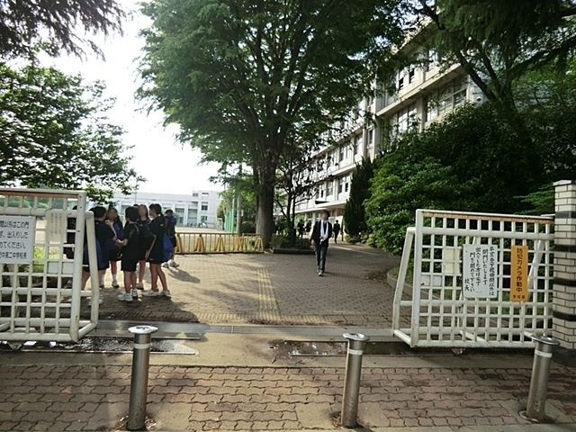 ���ӊ� �{���s���{����񒆊w�Z �k��5���B 330m