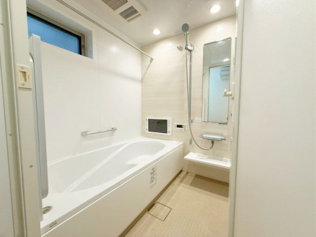 ���� �����������L�΂���L���Ń����b�N�X���ʂ�����1�؃T�C�Y�̃��j�b�g�o�X�͉Ƒ��ł̓��������₷���T�C�Y�ł��B�􂢏���L���̂ł��q�l�ƈꏏ�Ƀo�X�^�C�����y���߂܂���i�B�e���F2026.1.30�j