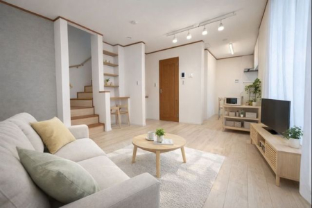 ���r���O �y�Ƌ��CG�ł��z���R�����������ރ��r���O�X�y�[�X�͂ƂĂ����S�n�̗ǂ���Ԃł��B���Ƒ����W�܂�������Ɖ߂�����u�e���̏�v�ɂȂ郊�r���O�𐥔񂲗�����������