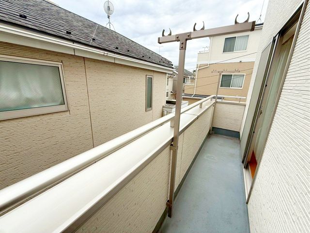 �o���R�j�[ �����Ղ���󕨂������郏�C�h�o���R�j�[�͎��p�I�Ȃ����łȂ��A�v�����^�[��u���ăK�[�f�j���O��ƒ�؉����y���ނ��Ƃ��ł������ɍʂ��������ԂƂ��Ă��g���܂���i�B�e���F2026.1.28�j