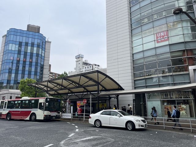 ���ӊ� ���E�w(JR�����{ �����{��) �k��17���B�o�X��7���A���12���B 1360m