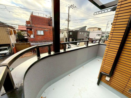 �o���R�j�[ �����Ղ���󕨂������郏�C�h�o���R�j�[�͎��p�I�Ȃ����łȂ��A�v�����^�[��u���ăK�[�f�j���O��ƒ�؉����y���ނ��Ƃ��ł������ɍʂ��������ԂƂ��Ă��g���܂���