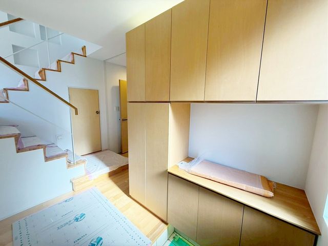 ���� ���ւɂ͂����Ղ���[�ł���V���[�Y�C���N���[�N������܂��I�C�����łȂ��x�r�[�J�[��A�E�g�h�A�p�i�A�S���t�o�b�O�Ȃǂ���������Ǝ��[�ł��܂��􌺊ւ��������ꂢ�ɕۂĂ܂��I�i�B�e���F2026.1.16�j