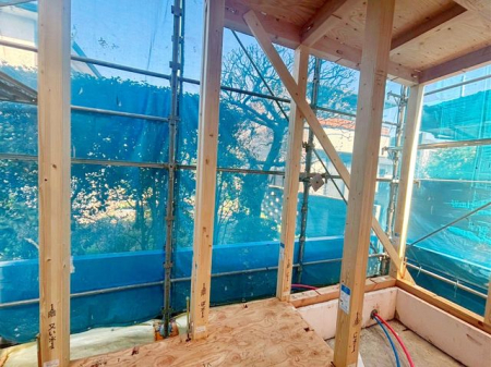 ���̑����� ���z���ł����A�������z��ЂŌ��Ă�ꂽ�ʂ̌�����{�H��Ƃ��Ă��ē������Ē����܂��B������ɂ͌��鎖�̏o���Ȃ����������w�ł���^�C�~���O��d�l���������������Ē����܂��I�i�B�e���F2026.3.6�j