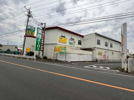 ���ӊ� �Ɩ��X�[�p�[�V���X �k��2���B 250m