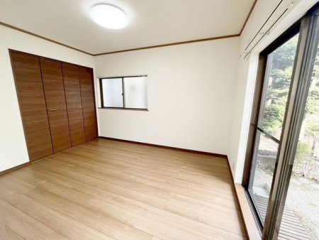 ���̑����� 2�ʍ̌��̂������Ȃ̂ŁA�z�̌������������荞�߂Ė��邢�����ł��􃊃r���O�ƌq���鎖�ł��L�X�Ƃ�����Ԃɂ��邱�Ƃ��\�ł��I�I�i�B�e���F2026.2.5�j