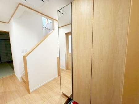 ���� ���ւɂ̓V���[�Y�{�b�N�X������̂Ō��ւ͂��������Y��ɕۂĂ܂��I�ғ��I�ɂȂ��Ă���̂ŁA���Ƒ��̃��C�t�X�^�C���ɍ��킹�ĕω��\�􂽂�������[���Ă�������o�������ł��i�B�e���F2026.2.20�j