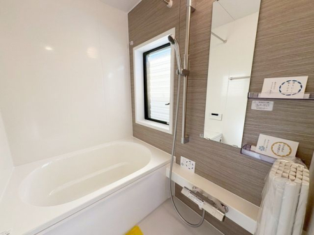 ���� �����������L�΂���L���Ń����b�N�X���ʂ�����1�؃T�C�Y�̃��j�b�g�o�X�͉Ƒ��ł̓��������₷���T�C�Y�ł��B�􂢏���L���̂ł��q�l�ƈꏏ�Ƀo�X�^�C�����y���߂܂���i�B�e���F2026.2.13�j