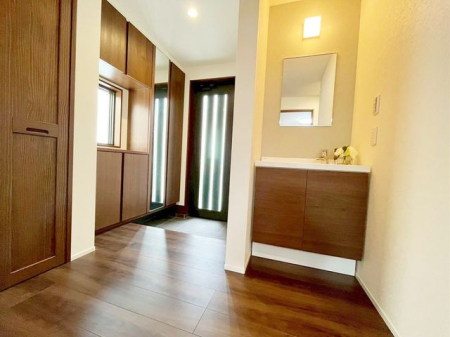 ���� ����