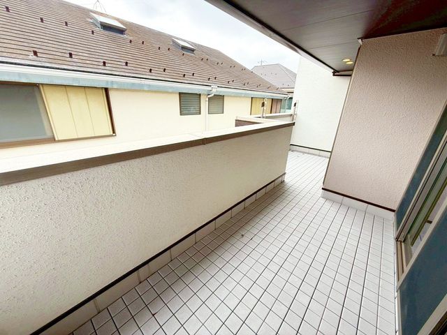 �o���R�j�[ �����Ղ���󕨂������郏�C�h�o���R�j�[�͎��p�I�Ȃ����łȂ��A�v�����^�[��u���ăK�[�f�j���O��ƒ�؉����y���ނ��Ƃ��ł������ɍʂ��������ԂƂ��Ă��g���܂���i�B�e���F2026.2.24�j