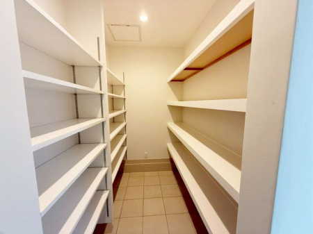 ���[ ���ւɂ͂����Ղ���[�ł���V���[�Y�C���N���[�N������܂��I�C�����łȂ��x�r�[�J�[��A�E�g�h�A�p�i�A�S���t�o�b�O�Ȃǂ���������Ǝ��[�ł��܂��􌺊ւ��������ꂢ�ɕۂĂ܂��I�i�B�e���F2026.2.24�j