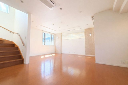 ���r���O �u�������܁v�u��������v�Ƒ��̐��������ALDK�ł��B