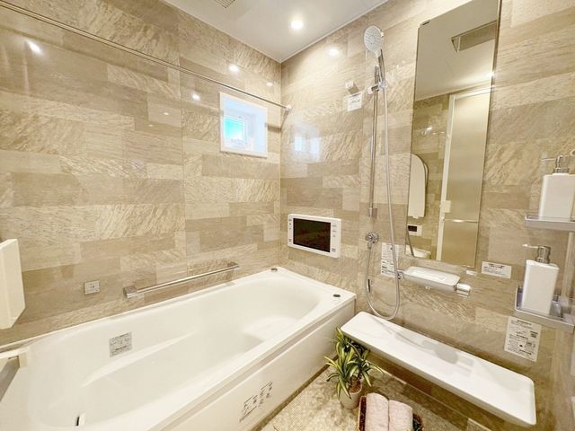 ���� �����������L�΂���L���Ń����b�N�X���ʂ�����1�؃T�C�Y�̃��j�b�g�o�X�͉Ƒ��ł̓��������₷���T�C�Y�ł��B�􂢏���L���̂ł��q�l�ƈꏏ�Ƀo�X�^�C�����y���߂܂���i�B�e���F2026.3.6�j