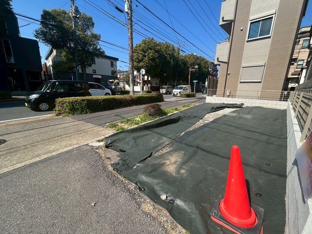 ���n�O�ώʐ^ �������z��ЂŌ��Ă�ꂽ�ʂ̌�����{�H��Ƃ��Ă��ē������Ē����܂��B������ɂ͌��鎖�̏o���Ȃ����������w�ł���^�C�~���O��d�l���������������Ē����܂��I�i�B�e���F2026.3.13�j