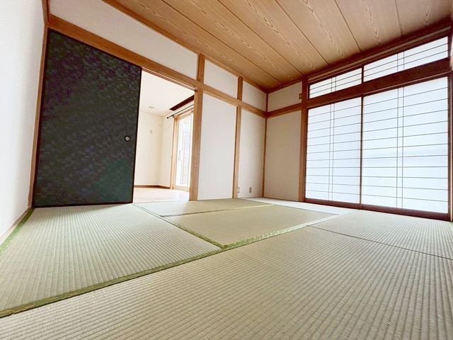 ���̑����� ���r���O���ɂ���a���͂��q�l�̃v���C�X�y�[�X�ɂ����q�p�X�y�[�X�ɂ��g����֗���Ԃł����z��������ǂ��̂ł�������Ɗ��������Ȃ��Ă��܂��܂��B�i�B�e���F2026.3.16�j