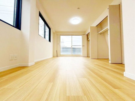 �Q�� ��Q���͂��������ȍL���ŁA���[�͂��L�x�ł��I���[�N�X�y�[�X���̃R�[�i�[����ꂽ��A�L������������Ƃ���̂ŁA�Ƌ�̔z�u�����R���݁����z�̋�Ԃ���ꂿ�Ⴂ�܂���i�B�e���F2026.3.19�j