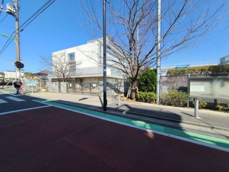 ���ӊ� ���c�J�旧���k�򏬊w�Z �k��3���B 200m