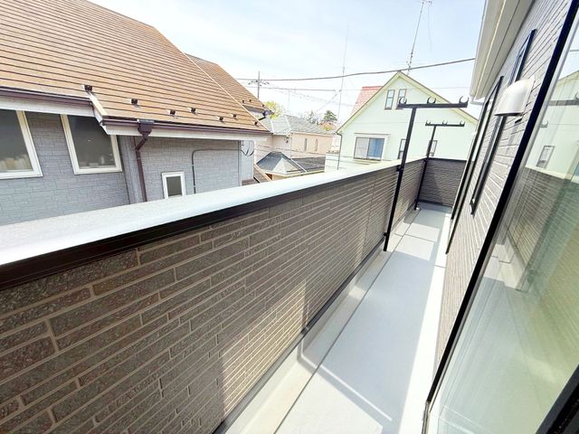 �o���R�j�[ �����Ղ���󕨂������郏�C�h�o���R�j�[�͎��p�I�Ȃ����łȂ��A�v�����^�[��u���ăK�[�f�j���O��ƒ�؉����y���ނ��Ƃ��ł������ɍʂ��������ԂƂ��Ă��g���܂���i�B�e���F2026.4.9�j