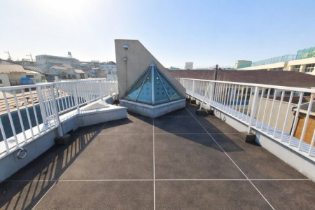 ���̑� �����C�����ǂ����[�t�o���R�j�[�BAI���H���Ă���܂��A�^�C���~���B