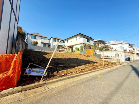 ���n�O�ώʐ^ ���z���ł����A�������z��ЂŌ��Ă�ꂽ�ʂ̌�����{�H��Ƃ��Ă��ē������Ē����܂��B������ɂ͌��鎖�̏o���Ȃ����������w�ł���^�C�~���O��d�l���������������Ē����܂��I�i�B�e���F2026.4.3�j