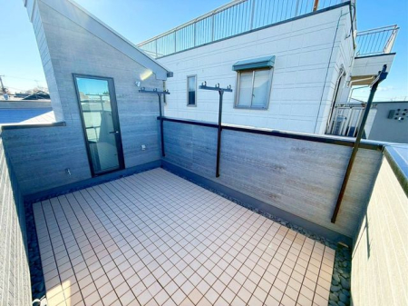 �o���R�j�[ �����Ղ���󕨂������郋�[�t�o���R�j�[�͎��p�I�Ȃ����łȂ��A�v�����^�[��u���ăK�[�f�j���O��ƒ�؉����y���ނ��Ƃ��ł������ɍʂ��������ԂƂ��Ă��g���܂���