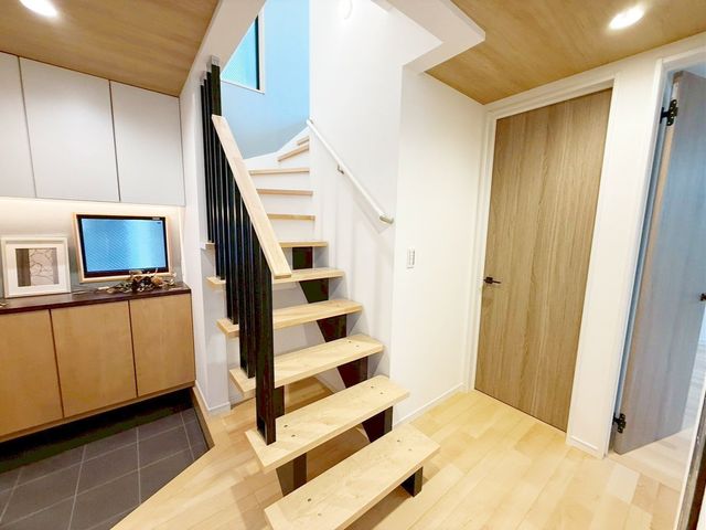 ���̑� �s�S�̌�������������āB���R���Ɍb�܂ꂽ�G���A�ł��B