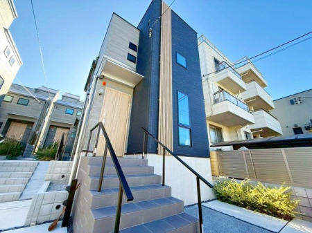 ���n�O�ώʐ^ �J�����Ɠ������肪�ǍD�ł��􃊃r���O�⒓�ԏ�̔z�u�����R�Ɍ��߂₷���Ԏ��̑I�������L����܂��I���p�����Ȃ��̂ŋ󂫑���s�@�N���̃��X�N���}���鎖���ł��܂�