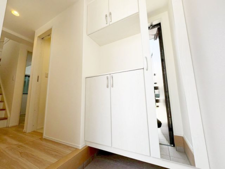 ���� ���ւɂ̓V���[�Y�{�b�N�X������̂Ō��ւ͂��������Y��ɕۂĂ܂��I�ғ��I�ɂȂ��Ă���̂ŁA���Ƒ��̃��C�t�X�^�C���ɍ��킹�ĕω��\�􂽂�������[���Ă�������o�������ł��i�B�e���F2026.4.26�j