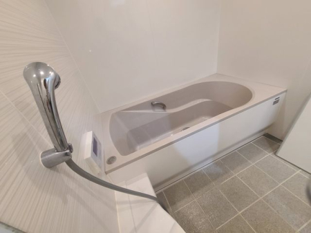 �g�C�� �g���₷�����j�b�g�o�X�B�����̂����������₷���^�C�v�ł��B