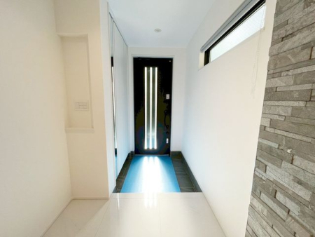 ���� ���ւɂ̓V���[�Y�{�b�N�X������̂Ō��ւ͂��������Y��ɕۂĂ܂��I�ғ��I�ɂȂ��Ă���̂ŁA���Ƒ��̃��C�t�X�^�C���ɍ��킹�ĕω��\�􂽂�������[���Ă�������o�������ł�