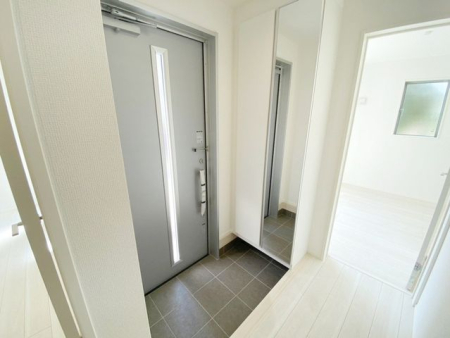 ���� ���ւɂ̓V���[�Y�{�b�N�X������̂Ō��ւ͂��������Y��ɕۂĂ܂��I�ғ��I�ɂȂ��Ă���̂ŁA���Ƒ��̃��C�t�X�^�C���ɍ��킹�ĕω��\�􂽂�������[���Ă�������o�������ł����V�z���̎ʐ^�ɂȂ�܂�